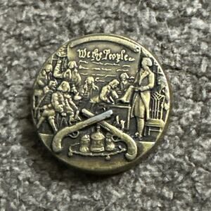 We The People Preamble of the Constitution Crossed Pistols Pin